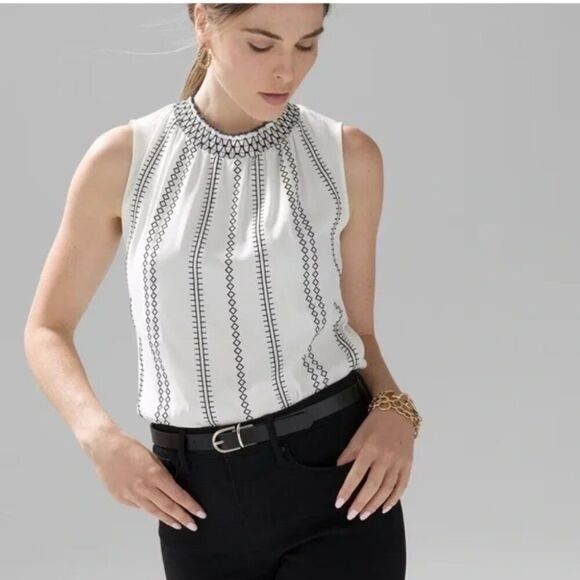Like New WHBM  Sleeveless Contrast Black Stitch White Top - Picture 1 of 3